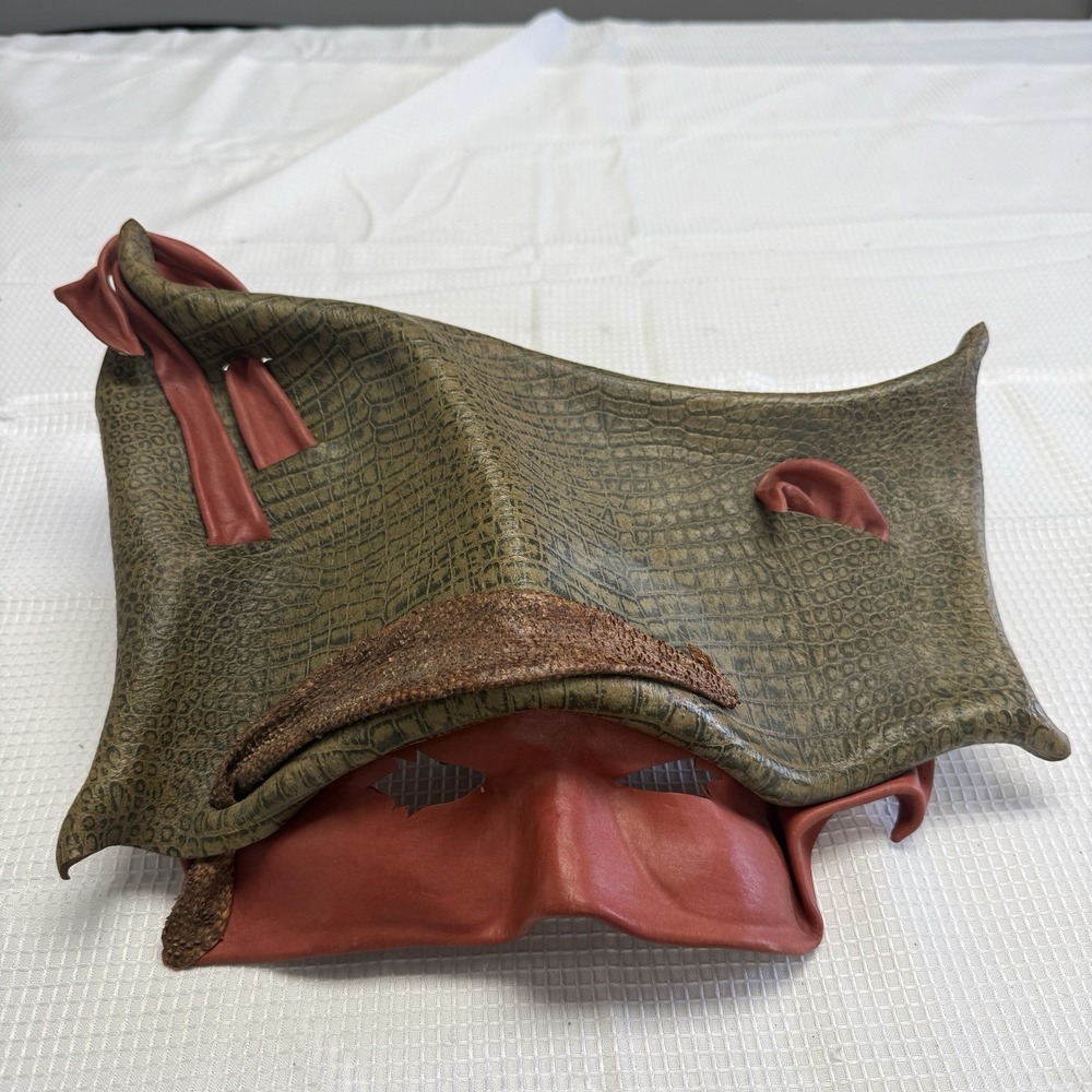 Handmade Leather 1/2 Mask Art Sculpture Reptile Dragon Mardi Gras Cosplay DD